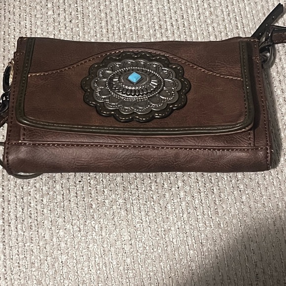 TONY LAMA MEGA WALLET (RFID) ON ADJ STRAP BROWN WITH CONCHO & Turquoise Accent - Picture 9 of 16
